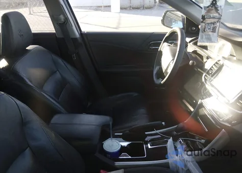 2016 Honda Accord Ex-L z USA, uszkodzony, nr VIN 1HGCR2F80GA194496